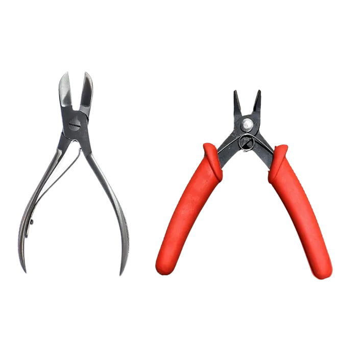 Photograph of Piglet Tooth & Tail Cutter